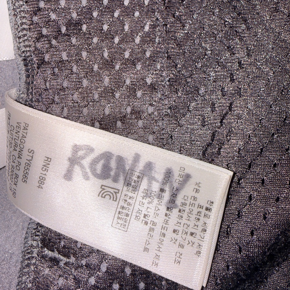 Patagonia Kids Light Gray Hooded Synchilla Full Zip Fleece - small - Picture 6 of 6